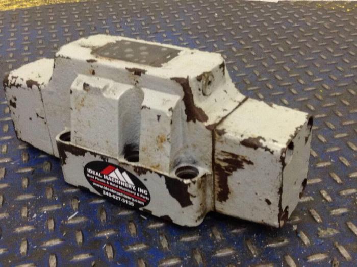 Used BOSHART INDUSTRIES Directional Valve 9810235026 #77148