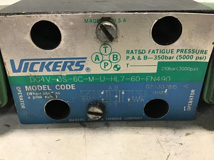 Used VICKERS Valve DG4V-3S-6C-M-U-HL7-60-EN490 Used
