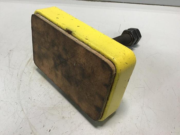 Used UNISORB Leveling Mount Pad 8 x 5 LR-12000 #122707