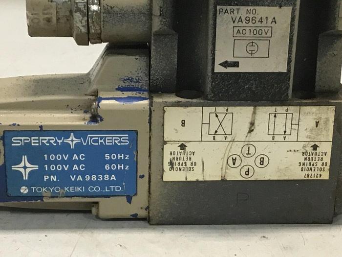 Used SPERRY VICKERS Valve DG4V32APLT10JAS310 USED