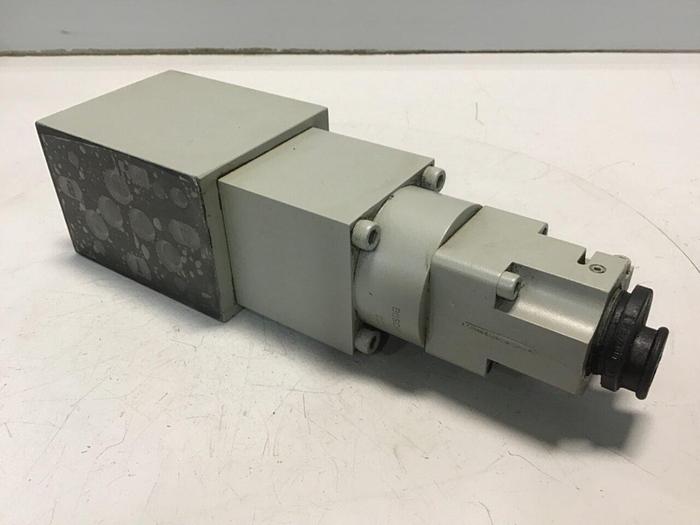Used BOSCH Servo Proportional Valve 0 811 403 001 Used
