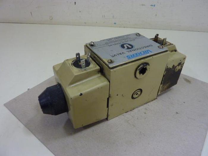 Used VICKERS Directional Valve C2119475DG4S4016CUB60 Used