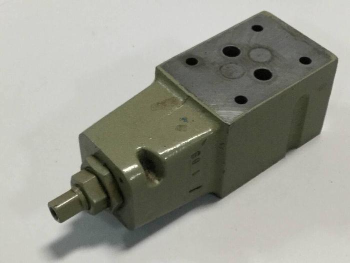 Used BOSCH Valve 0 811 104 102 #5814
