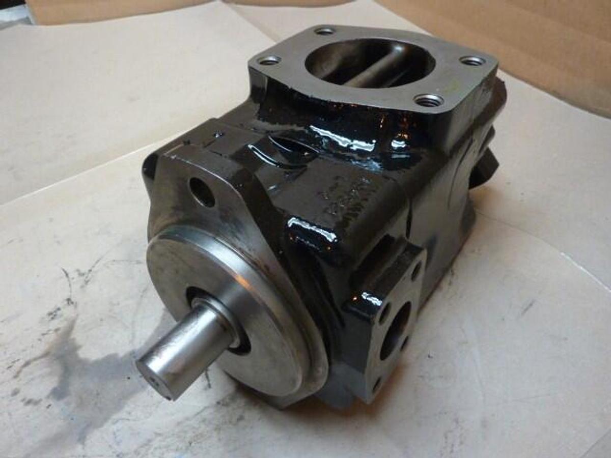 Used VICKERS Hydraulic Vane Pump 4520V42A8 USED