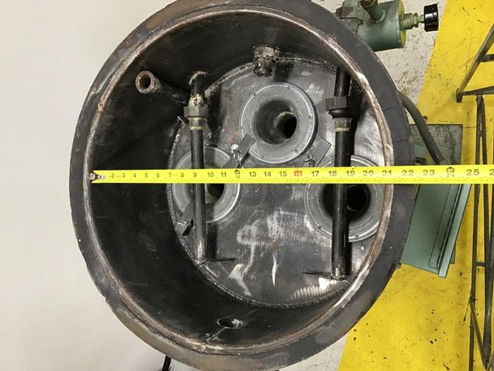 Used LR SYSTEMS Dust Collector 36 FR00 3C #127251