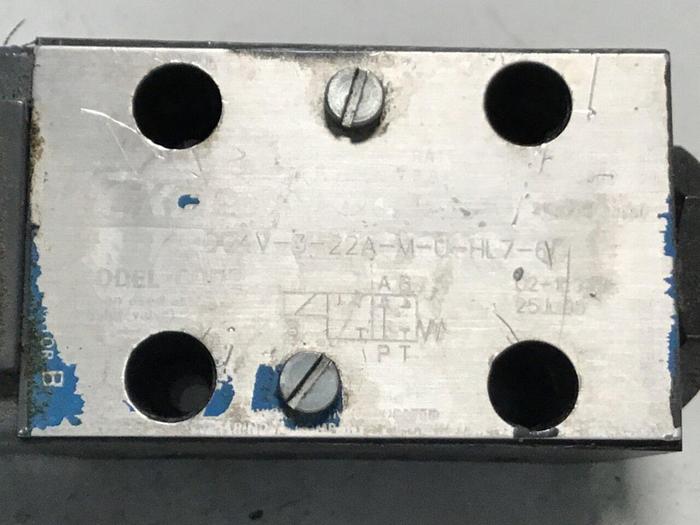 Used VICKERS Directional Hydraulic Valve DG4V322AMUHL760 Used