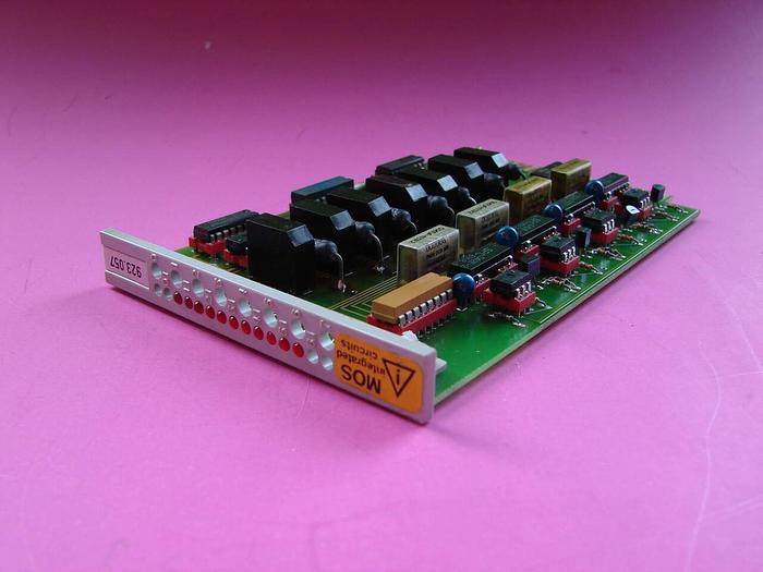 Used MOS INTEGRATED CIRCUIT Circuit Board 923.057 #8765