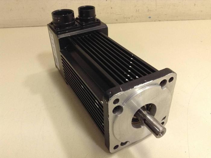Used ALLEN BRADLEY AC Servo Motor 1326AS-B330H-21 Used