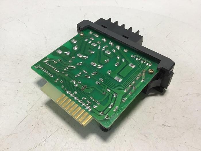 Used GENERAL ELECTRIC / GE AC Output Module IC610MDL176A #129261