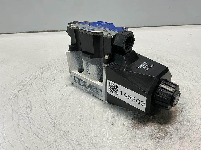 Used TOKIMEC DG4VS-5-0A-M-P7L-H-7-40-JA5