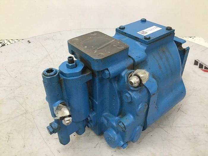 Used VICKERS Pump PVE47QIR122C21V1721 Used