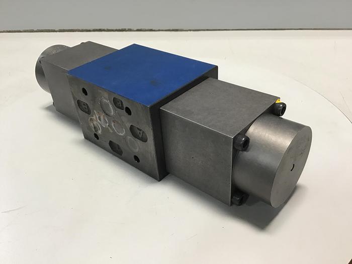 Used REXROTH Valve 4WRBA10W64-20/G24N9Z4/M-235