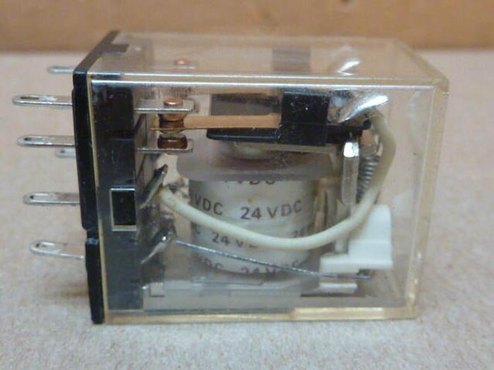 Used OMRON Relay MY2N #32999