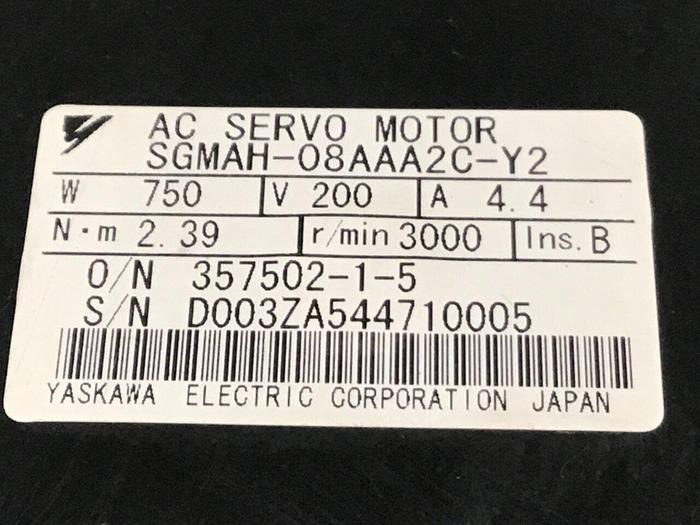 Used YASKAWA Servo Motor SGMAH-08AAA2C-Y2 #127933