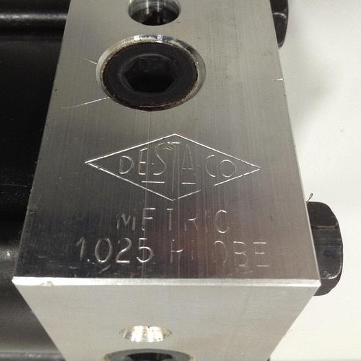 Used DESTACO Pneumatic Hold Clamp 991MAR-016M-90A-118-11-DS #90072