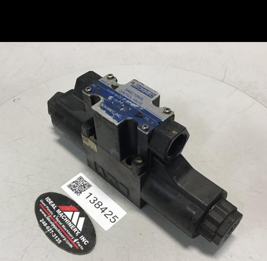 Used TOKIMEC Directional Control Valve DG4V-3-2C-M-P7-H-7-52 USED
