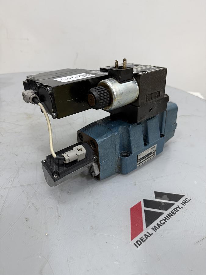 Used BOSCH Proportional Servo Valve 0 811 404 304 USED #139727