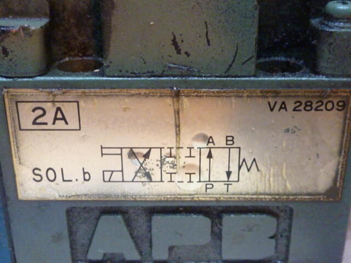 Used VICKERS Directional Control Valve DG4V32AMP2B750 #35178