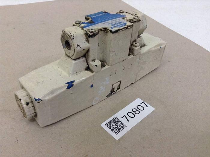 Used VICKERS Directional Control Valve DG4V36CMP7H750JA100 #70807