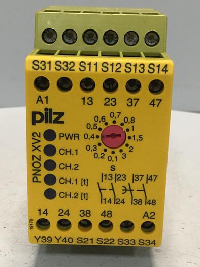Used PILZ Safety Relay PNOZ XV2 #104189