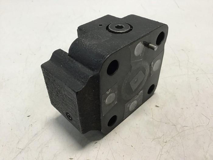 Used PARKER Valve C016CA10009912 #130916