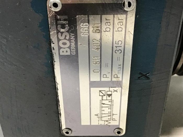 Used BOSCH Hydraulic Valve 0 811 402 611 #145449