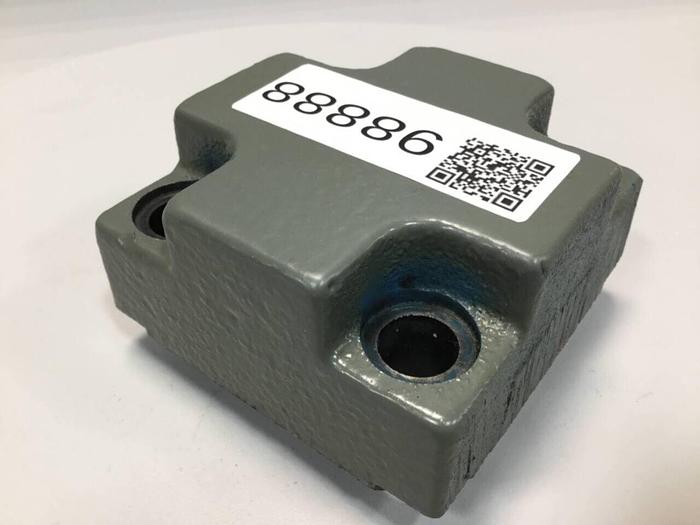 Used VICKERS Valve CVCS25NS210X99 Used