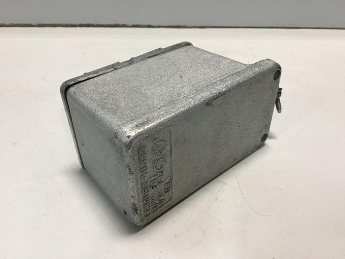 Used THOMAS & BETTS Core Pull Receptacle Duplex 8733U-1 USED