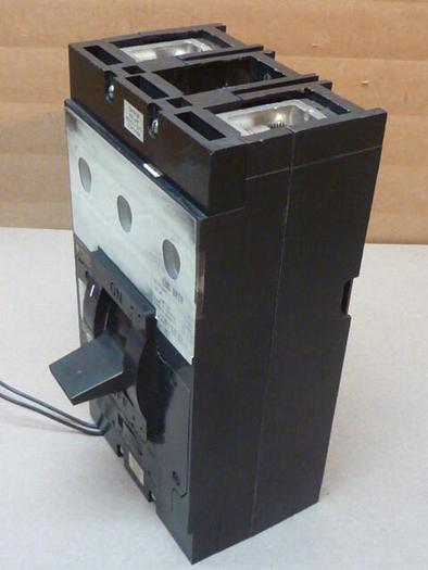 Used SQUARE D 400 Amp Circuit Breaker LAL2640036M #32126