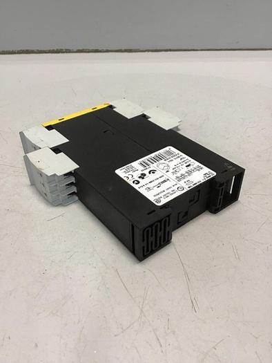 Used SIEMENS Relay Module 3TK2830-2CB30 #138546