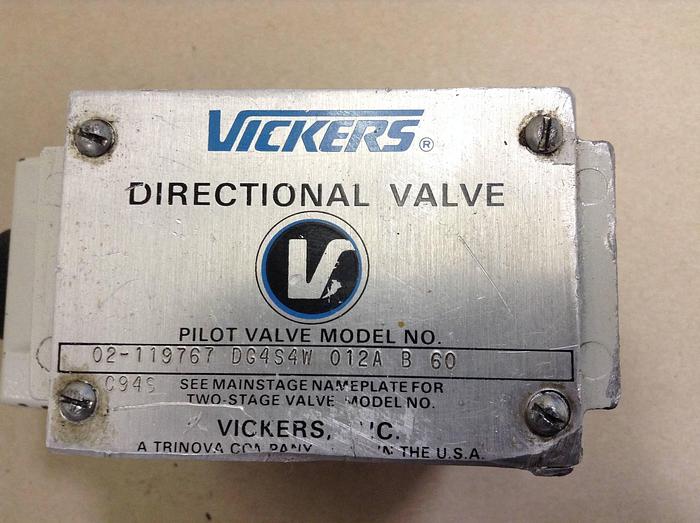Used VICKERS Directional Valve 02-119767DG4S4W012AB60 Used