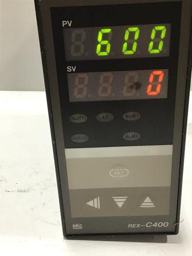 Used RKC Temperature Control REX-C400FK03VNN #124236