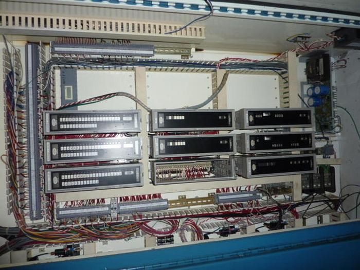 Used STERLING 50 Ton Blow Molding Machine SL33D USED