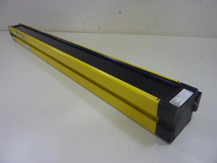 Used SICK OPTIC ELECTRONIC Light Curtain MGSS60-12 #49688