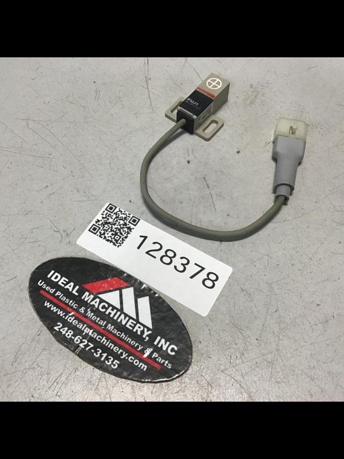 Used FUJI ELECTRIC Proximity Switch PE-B4D3 USED