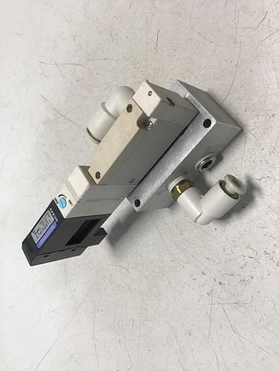 Used KOGANEI Valve & Manifold F10T0-PL3 #120889