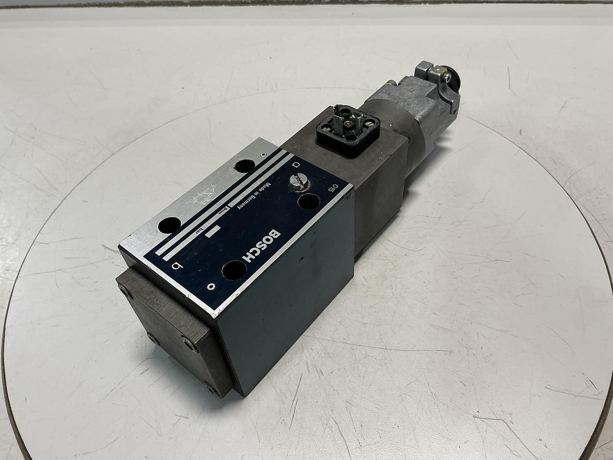 Used BOSCH 0 811 403 001