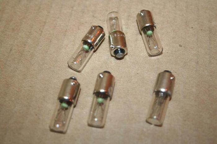 Used GENERAL ELECTRIC / GE Miniature Lamp Box of 6 28MB #21009