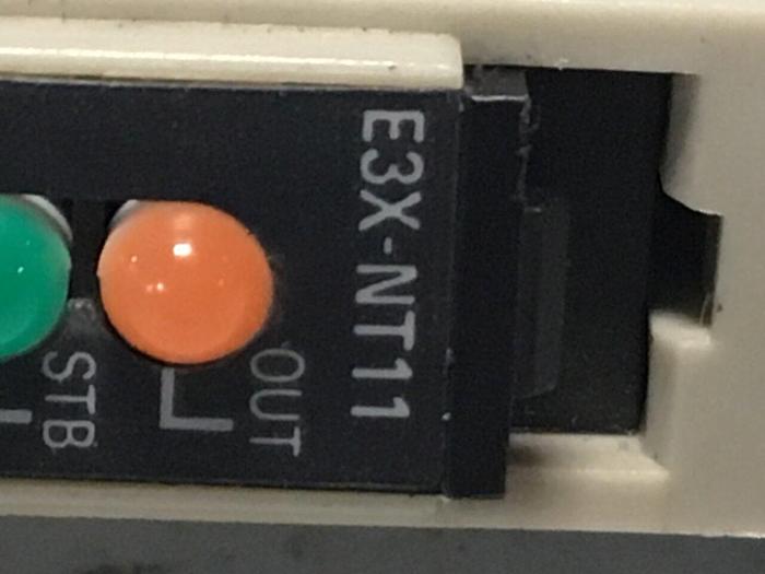 Used OMRON Photoelectric Sensor E3X-NT11 #128468