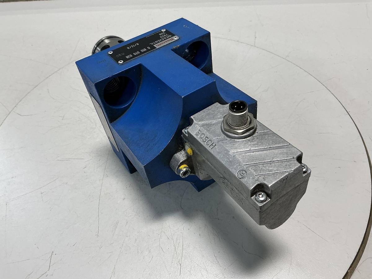 Used REXROTH 0 810 070 038