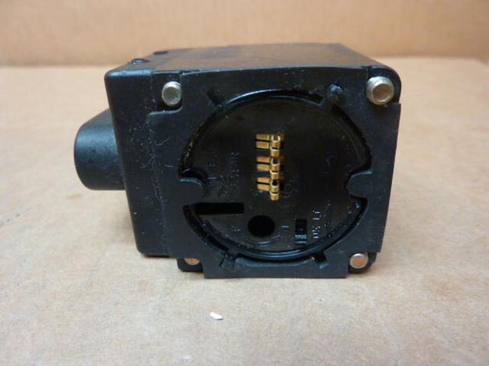 CUTLER HAMMER Sensor Head E51DF1 #32523