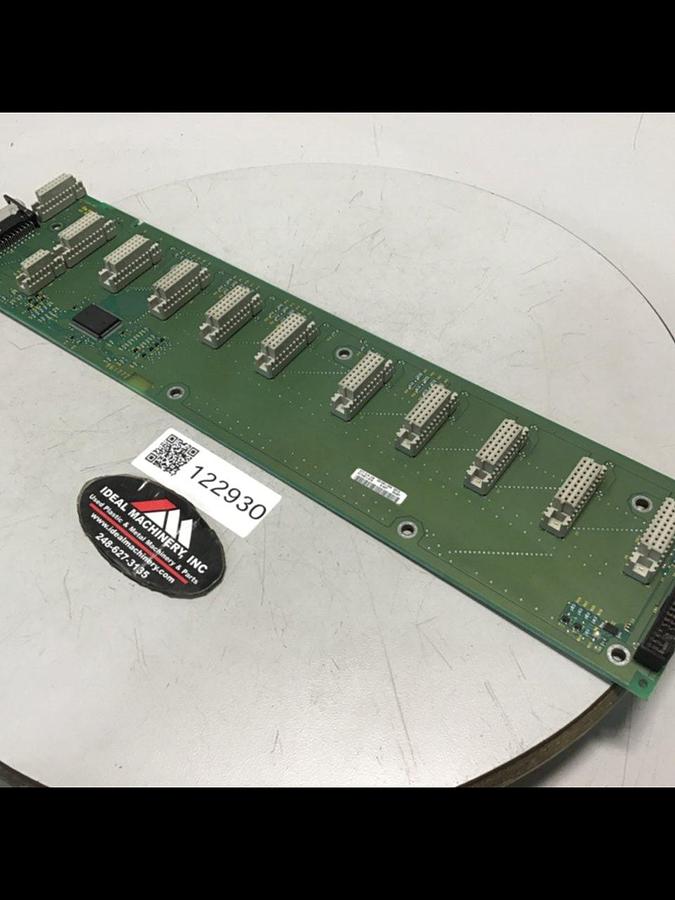 Used ALLEN BRADLEY Backplane Circuit Board X1746-A10 USED