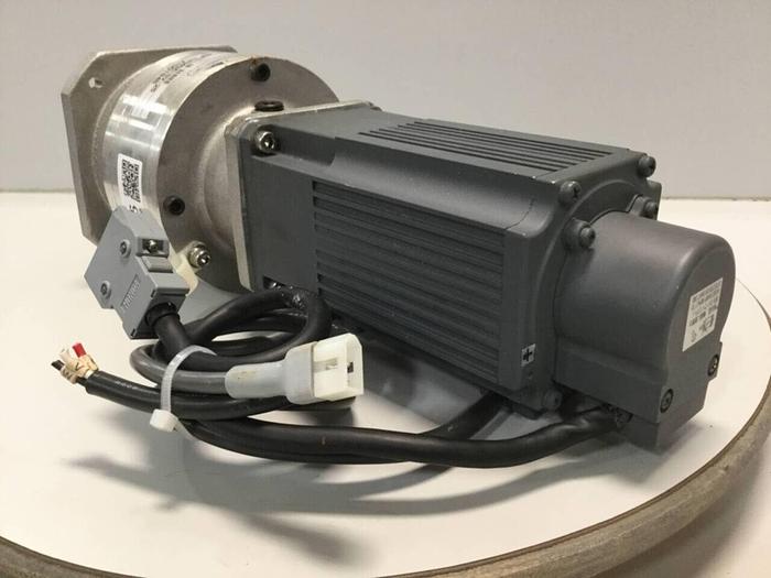 Used MITSUBISHI Servo Motor w/ Gear Motor HA-FH33B Used