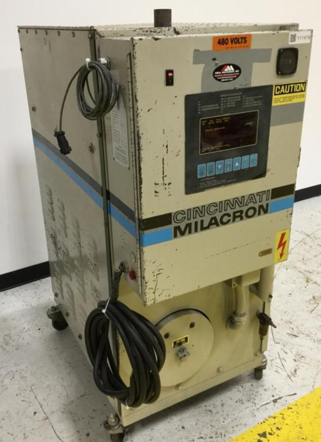 Used CINCINNATI MILACRON Desiccant Dryer DD-100 Used