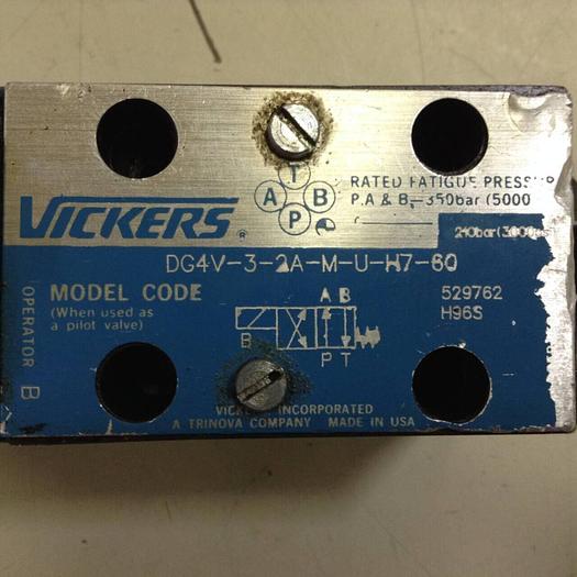 Used VICKERS Valve DG4V-3-2A-M-U-H7-60 #87610