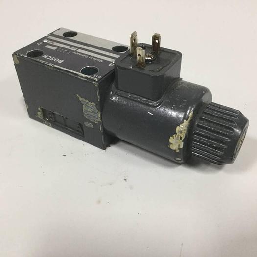 Used BOSCH Directional Valve 0 810 091 227 #90912