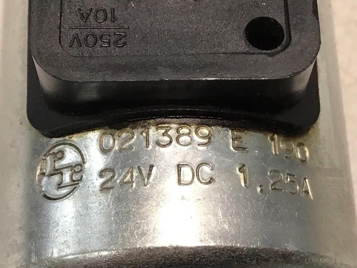 Used MANNESMANN REXROTH Hydraulic Valve 4WE6G2-60/EG24N9K4 Used