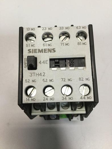 Used SIEMENS Contactor 3TH4244-0A #102748