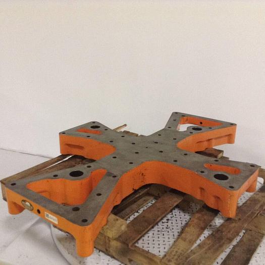 Used CINCINNATI MILACRON Clamp Knock Out Butterfly Plate VH850-116/CLAMP Used