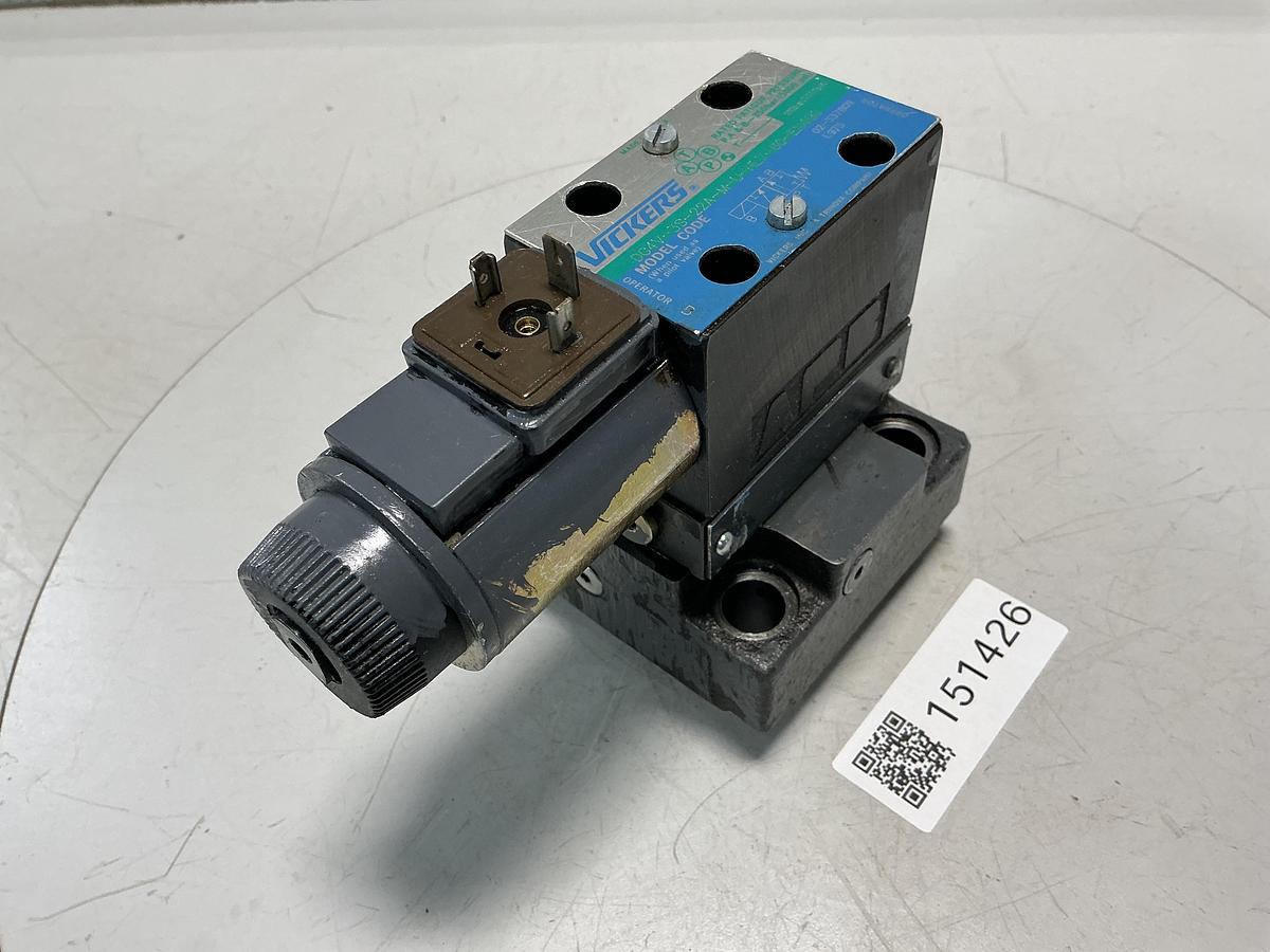 Used VICKERS DG4V-3S-22A-M-U-HL7-60-EN490